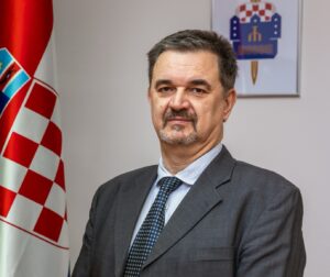 Gordon Akrap